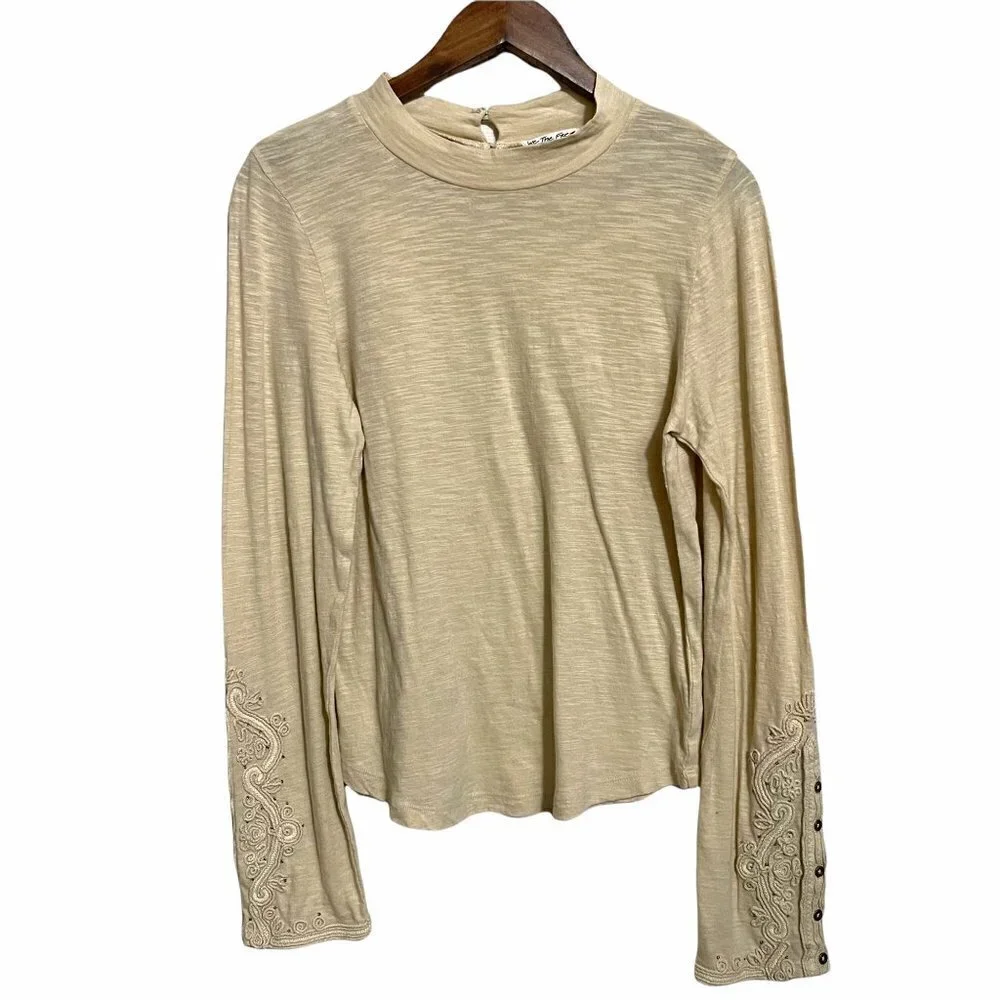 Free People Women's NWOT Tan Wheat Hooked On You Turtleneck Embroidered Top XS